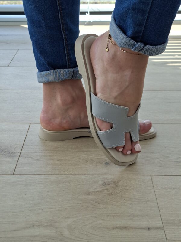 Stylowy klapek ze skóry naturalnej wygodny i lekki Calista