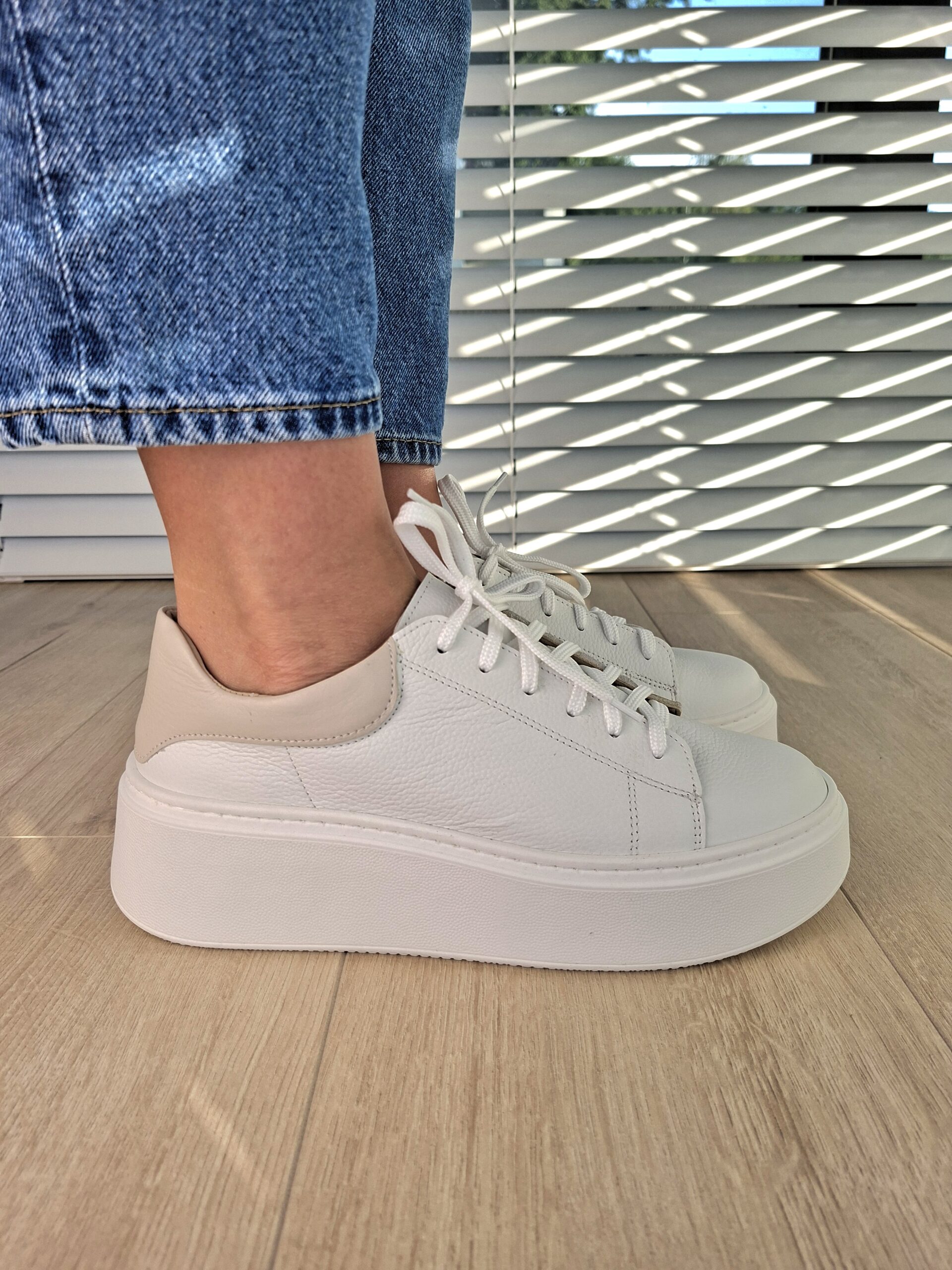 Sneakers Kyoto Lana skóra naturalna biało/beż Polska produkcja - obrazek 5